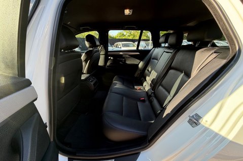 BMW 5 Series 520D M SPORT TOURING 18