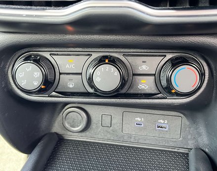 Nissan Juke 1.0 Juke Acenta Premium DiG-T 5dr 49