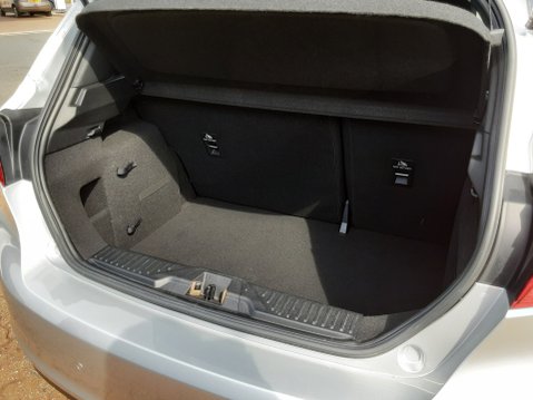 Ford Fiesta ZETEC 14