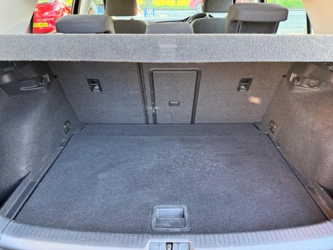 Volkswagen Golf 1.6 TDI BlueMotion Tech Match Euro 5 (s/s) 5dr 35