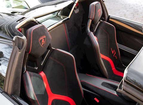 Lamborghini Aventador SV LP 750-4 Roadster 22