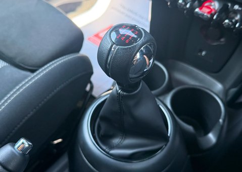 Mini Hatch 1.5 Cooper Sport Hatchback 5dr Petrol Manual Euro 6 (s/s) (136 ps) 17