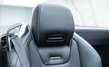 Mercedes-Benz SL Class SL63 14