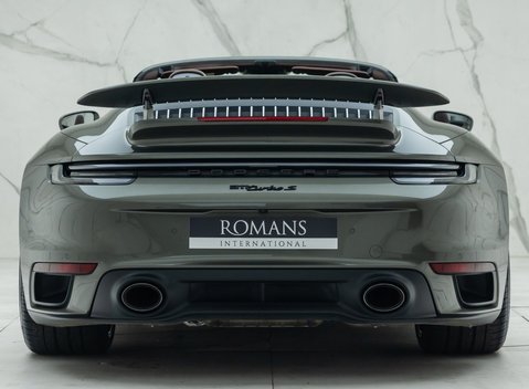 Porsche 911 Turbo S Cabriolet (992) 11