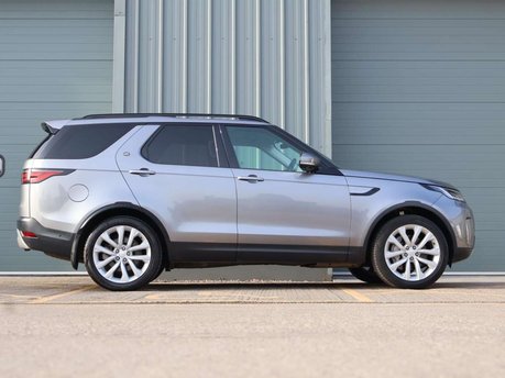 Land Rover Discovery 3.0 Discovery SE D MHEV Auto 4WD 4