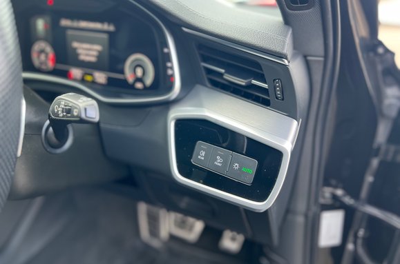 Audi A6 AVANT TDI QUATTRO S LINE AUTO 27