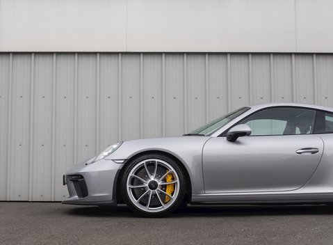 Porsche 911 GT3 (991.2) 26