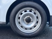 Ford Transit Courier Base Ecoboost 100 ps with Air Con / Rear Sensors 34