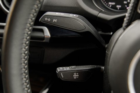 Audi Q2 TFSI S LINE BLACK EDITION 17