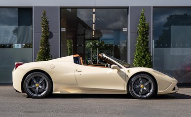 Ferrari 458 Speciale Aperta 2