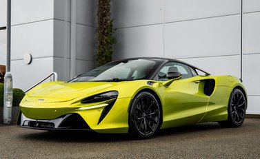 McLaren Artura 2