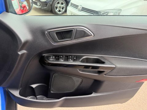Ford B-Max 1.6 TDCi Titanium Euro 5 5dr 6
