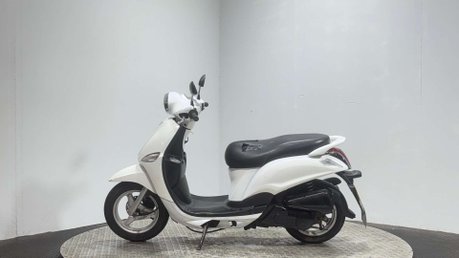 Yamaha Delight 115 Scooter Petrol Automatic (6 ps) 4