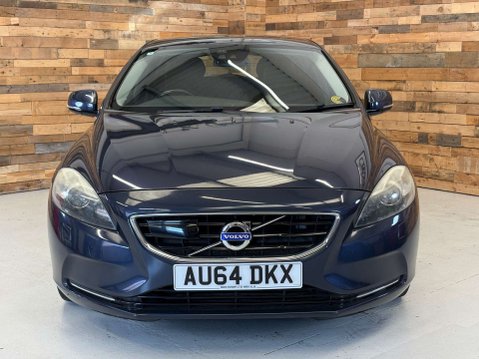 Volvo V40 1.6 T4 SE Lux Nav Hatchback 5dr Petrol Powershift Euro 5 (s/s) (180 ps)