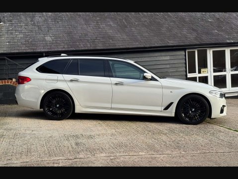 BMW 5 Series 3.0 530d M Sport Touring 5dr Diesel Auto Euro 6 (s/s) (265 ps) 16