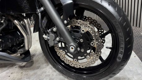 Kawasaki Er ER6 2013 ONLY 8K LONG MOT WARRANTY NAKED 650CC 35