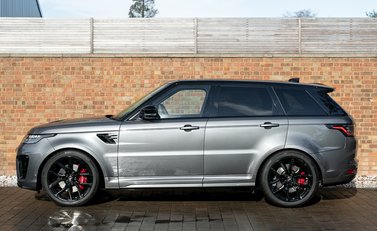 Land Rover Range Rover Sport 5.0 SVR 2