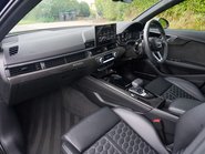 Audi RS4 Carbon Black 8