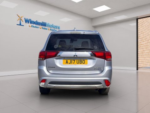 Mitsubishi Outlander 2.0 12kWh Juro CVT 4WD Euro 6 (s/s) 5dr 7