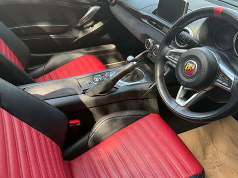 Abarth 124 Spider 1.4 124 Spider MultiAir 2dr 8