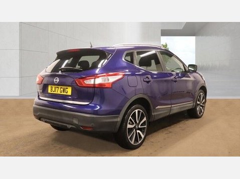 Nissan Qashqai 1.2 DIG-T Tekna 2WD Euro 6 (s/s) 5dr 3