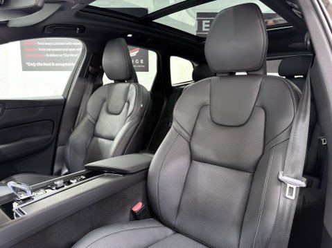 Volvo XC60 B5 ULTRA BLACK EDITION AWD 71