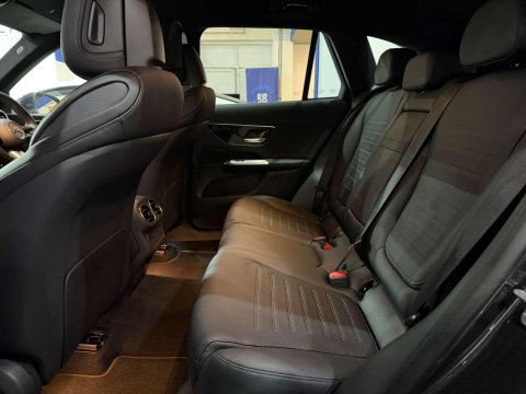 Mercedes-Benz GLC 2.0 GLC220dh MHEV AMG Line (Premium) SUV 5dr Diesel Hybrid G-Tronic+ 4MATIC 50