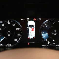 Volvo XC90 2.0 XC90 R-Design Pro B5 MHEV AWD Auto 4WD 5dr 1