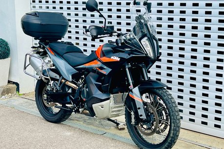 KTM Adventure 890 Adventure 5