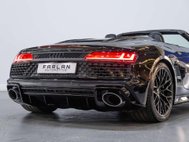 Audi R8 5.2 FSI V10 Spyder 2dr Petrol S Tronic quattro Euro 6 (s/s) (570 ps) 41