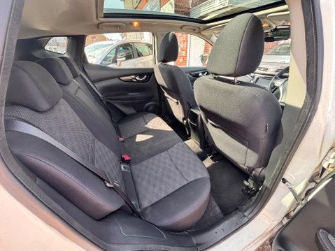 Nissan Qashqai 1.6 dCi n-tec+ 2WD Euro 5 (s/s) 5dr 31