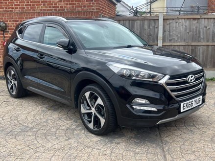 Hyundai TUCSON 1.7 CRDi Blue Drive Premium SUV 5dr Diesel DCT Euro 6 (s/s) (141 ps)