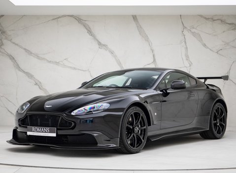 Aston Martin Vantage GT8 6