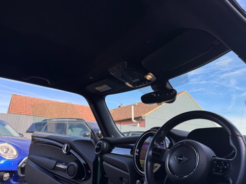 Mini Hatch COOPER S LEVEL 2 52