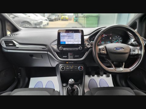 Ford Fiesta ST-LINE EDITION MHEV 2