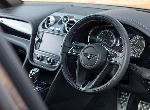 Bentley Bentayga V8 Diesel 11