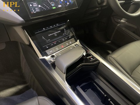 Audi Q8 50 Sport Sportback 5dr Electric Auto quattro 95kWh (11kW Charger) (340 ps) 22