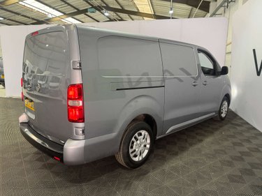Vauxhall Vivaro 2.0 Vivaro F3100 Sportive S/S 4