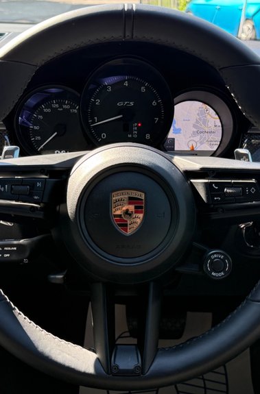 Porsche Macan GTS PDK - PAN ROOF -BOSE -360 CAMS -MEMORY PK - CRAYON 