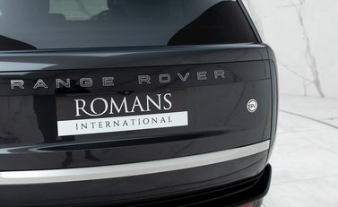 Land Rover Range Rover P530 SV 32