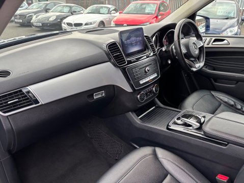 Mercedes-Benz GLE GLE 350 D 4MATIC AMG LINE 47