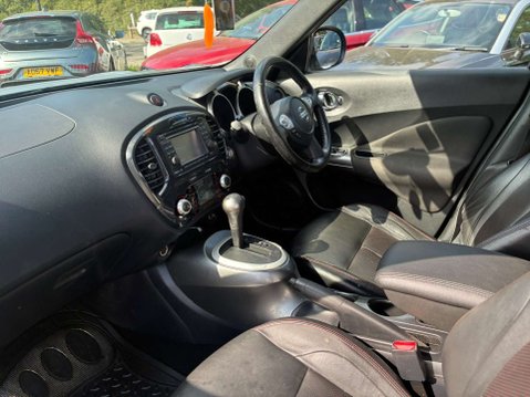 Nissan Juke 1.6 Tekna SUV 5dr Petrol CVT Euro 5 (117 ps) 24