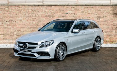 Mercedes-Benz C Class C63 Estate 30