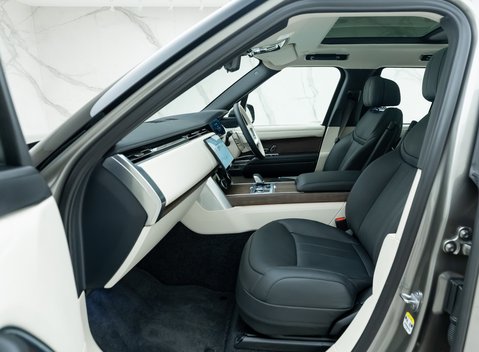 Land Rover Range Rover P510e Autobiography 27