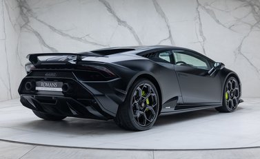Lamborghini Huracan Tecnica 3