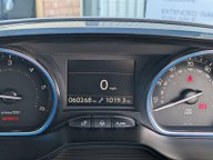 Peugeot 2008 E-HDI FELINE 33