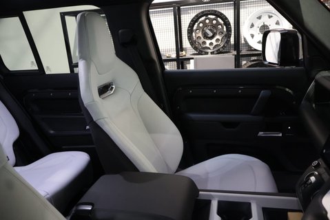 Land Rover Defender 110 2026 110 HARD TOP  HSE 350 FITTED WITH SVR SEAT FRONT AND REAR SEATS 27
