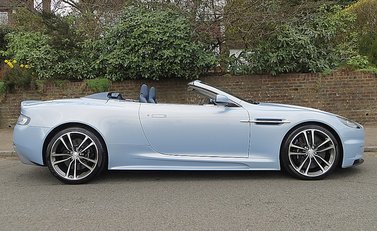 Aston Martin DBS Volante 4