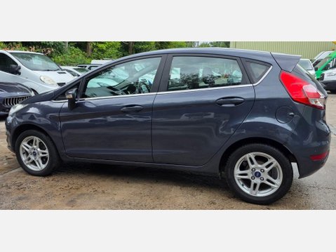 Ford Fiesta 1.5 TDCi Zetec Euro 5 5dr 16