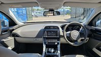 Jaguar XE 2.0d Portfolio Saloon 4dr Diesel Auto Euro 6 (s/s) (163 ps) 6